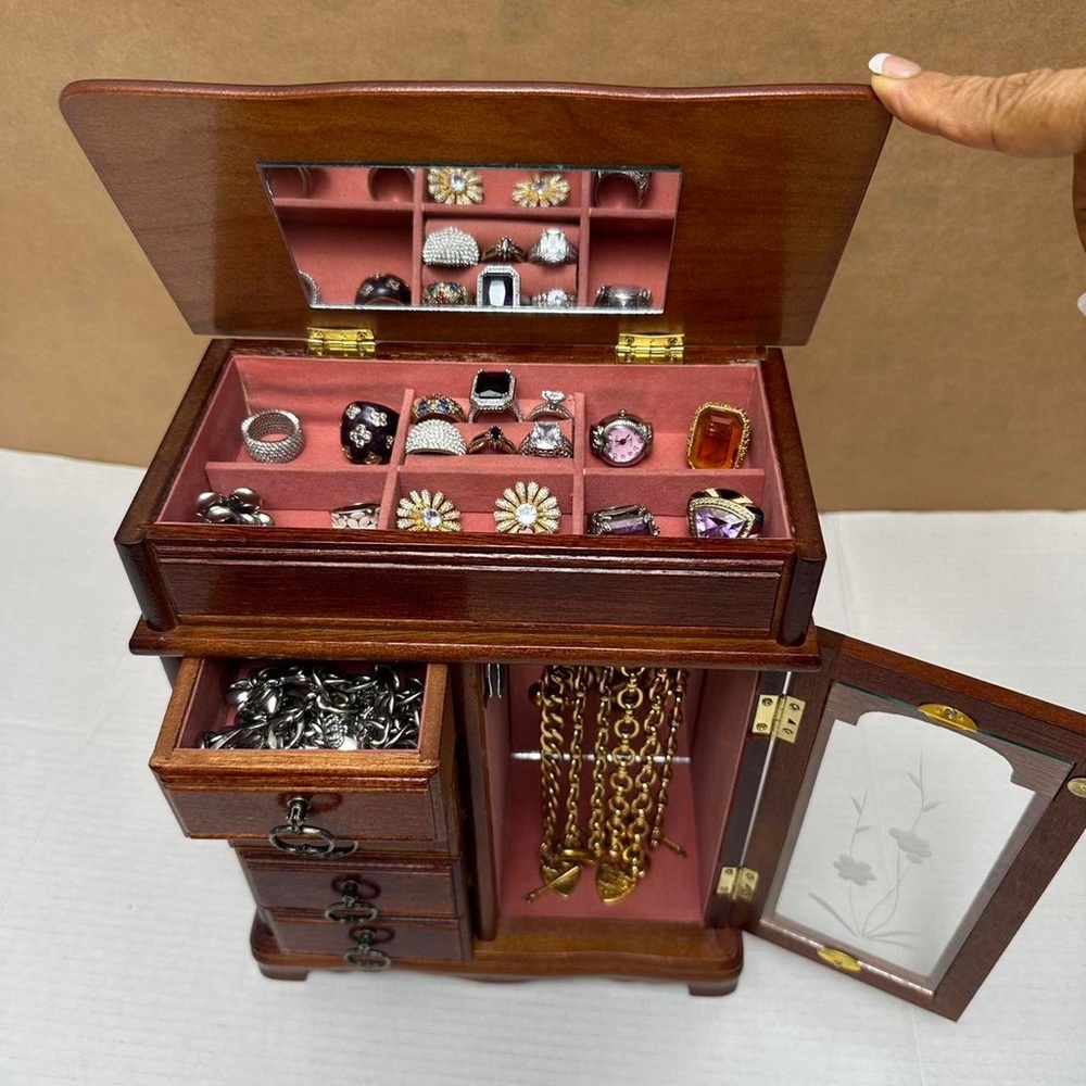 Elegant Wooden Jewelry Box with Mirror